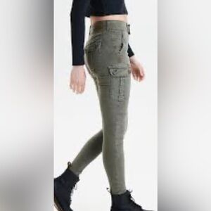 American Eagle super high-rise jegging